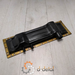 Бак радиатора нижний с выходом под масляный радиатор МТЗ на ЮМЗ Бак радиатора нижний с выходом под масляный радиатор МТЗ на ЮМЗ