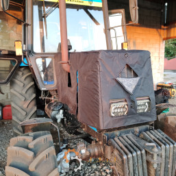 Утеплитель капота (чехол) МТЗ-892 Утеплитель капота (чехол) МТЗ-892