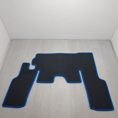 Коврик пола кабины МТЗ УК ЕВА №3 быстросъемный вариант резиновый цельный коврик с бортиками