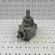 Редуктор роторної косарки Wirax 1,25 м (005-02.0UV.R)