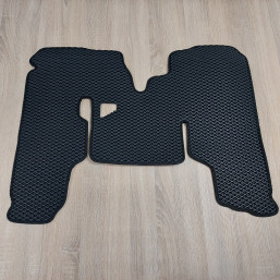 Коврик ЕВА МТЗ МК (без уха) черный (ромб) в ассортименте