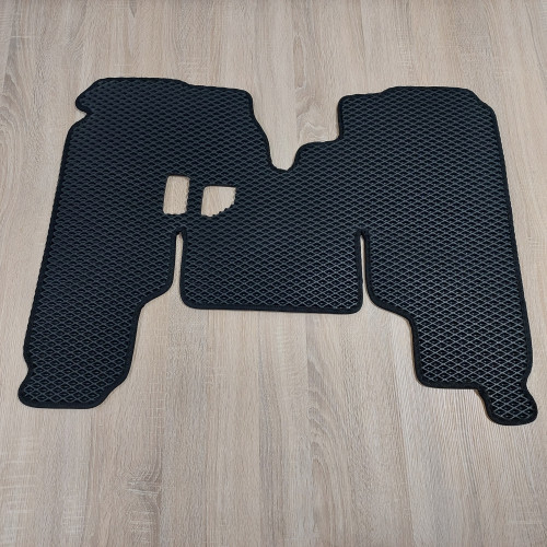 Коврик ЕВА МТЗ МК (с ухом) черный (ромб) в ассортименте