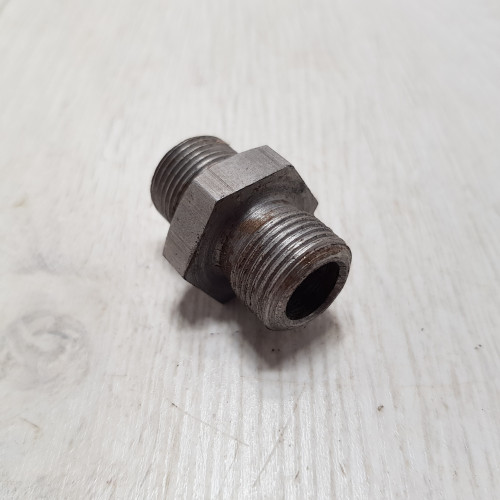 Болт-штуцер МТЗ (М20х1.5х40 на 1 отверстие)