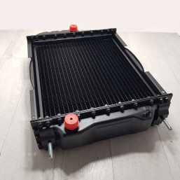 Радиатор водяной МТЗ-80, Д-240, латунь 4-рядный (Tempest) Радиатор водяной МТЗ-80, Д-240, латунь 4-рядный (Tempest)