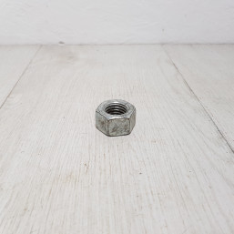 Гайка водяного насоса Д-65 ЮМЗ