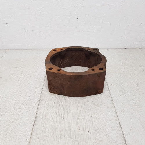 Кожух сцепления механизма передачи ПД-10 ЮМЗ