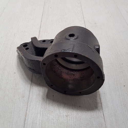 Кронштейн опоры промежуточной МТЗ (БЗТДиА) 