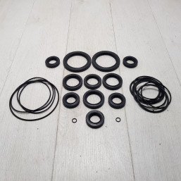 Ремкомплект ПВМ переднего ведущего моста МТЗ-82 с манжетами