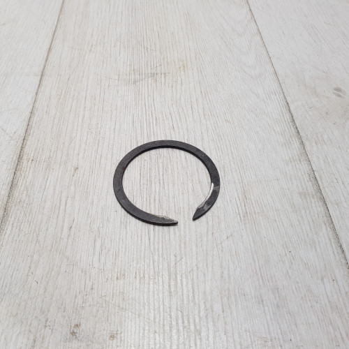 Кольцо стопорное МТЗ-82 раздаточной коробки ПВМ