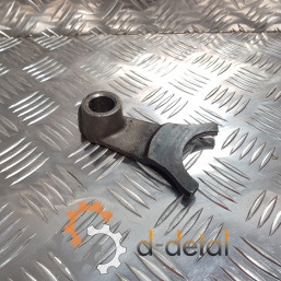 Вилка КПП 1 и 4 передач  Т-25 нового образца