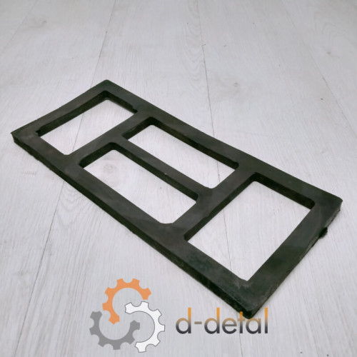 Коврик под АКБ 90