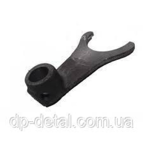 Вилка 1 и 4 передач КПП Т-25 старого образца