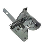 Замок капота на трактор ЮМЗ