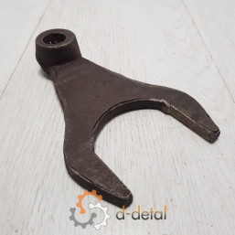 Вилка переключения 1, 2, 4 передачи и заднего хода ЮМЗ