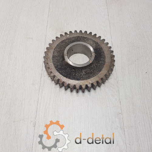 Шестерня вала привода ВОМ