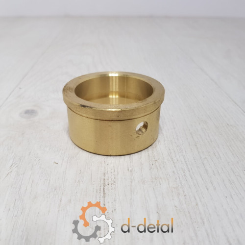 Втулка распредвала МТЗ, Д-240 передняя 1 отверстие (латунь)