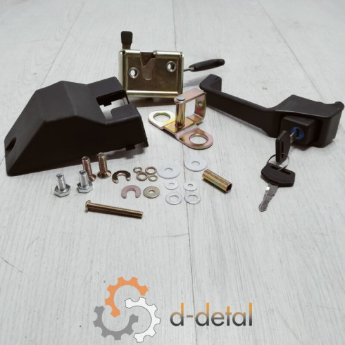 Замок двери МТЗ УК кнопочный в сборе левый