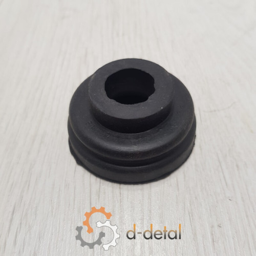 Чехол шарнира передней оси ЮМЗ