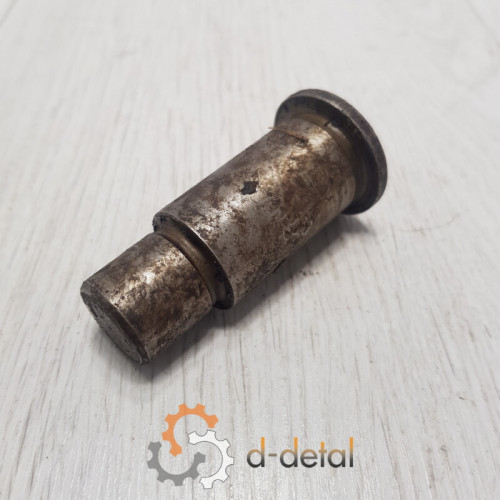 Валик привода масляного насоса ЮМЗ Д-65 Д08-023