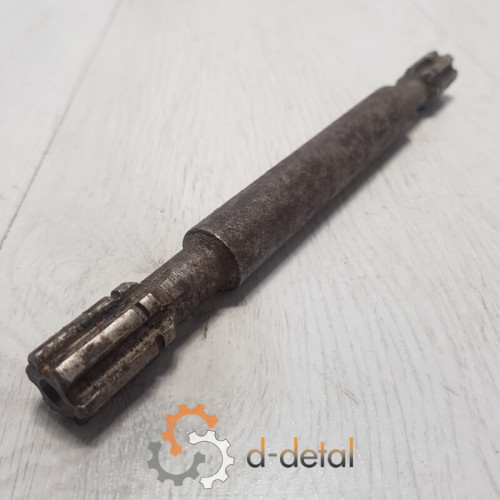 Валик масляного насоса ЮМЗ Д-65