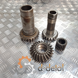 Реверс в сборе комплект шестерен с муфтой Т-40