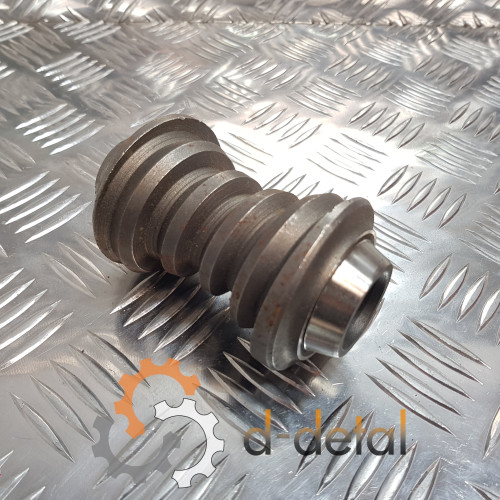 Червяк рулевого вала Т-25