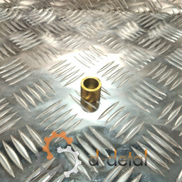 Втулка гнезда раскоса Т-25