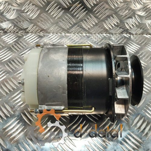 Генератор Т-25, Т-16 (14В / 0,7 кВт) (Decaro) Г466.3701