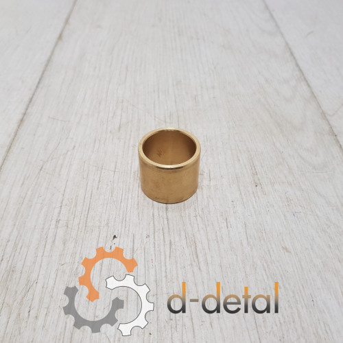 Втулкавала ВОМ  Т-25 промежуточного и паразитной шестерни балансира