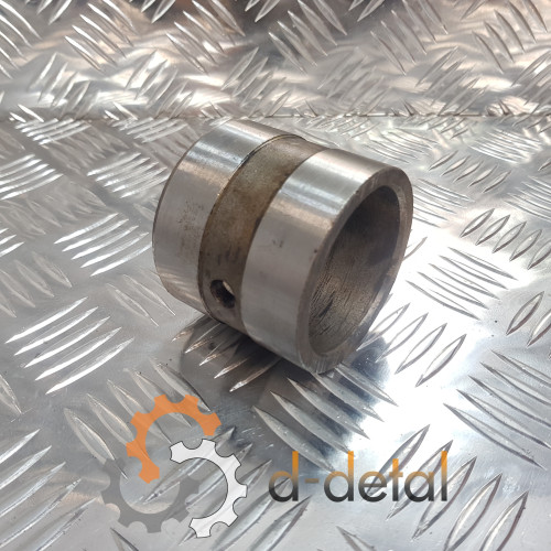 Втулка поворотного вала Т-40