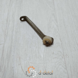 Кронштейн шторки ЮМЗ (1 ролик)